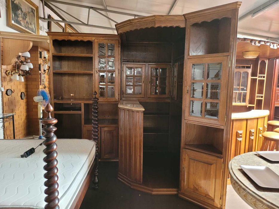 Móvel de canto em madeira com bar - Muito bom estado geral