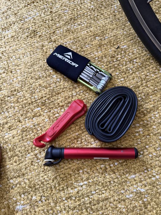 Bicicleta de Estrada Merida Scultura 5000 Carbono