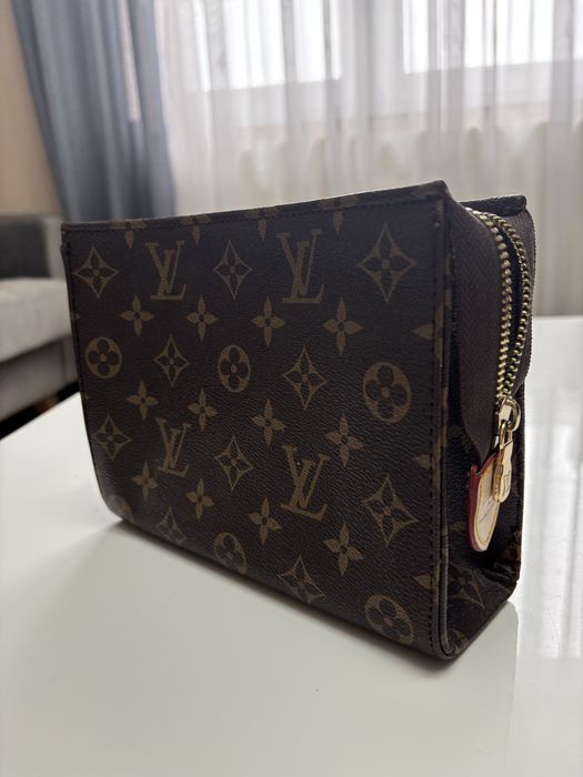 Kosmetyczka Louis Vuitton