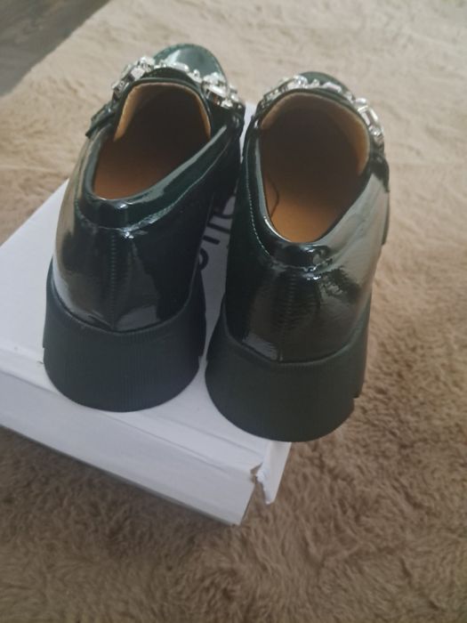 Damskie nowe mokasyny