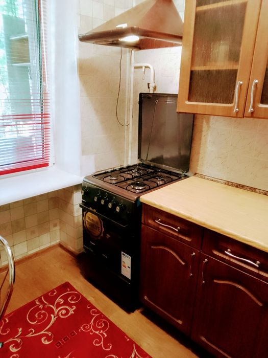 Посуточно 1 к.кв. проспект Центральный 124а, 3эт/9эт, wi-fi, 3 кровати