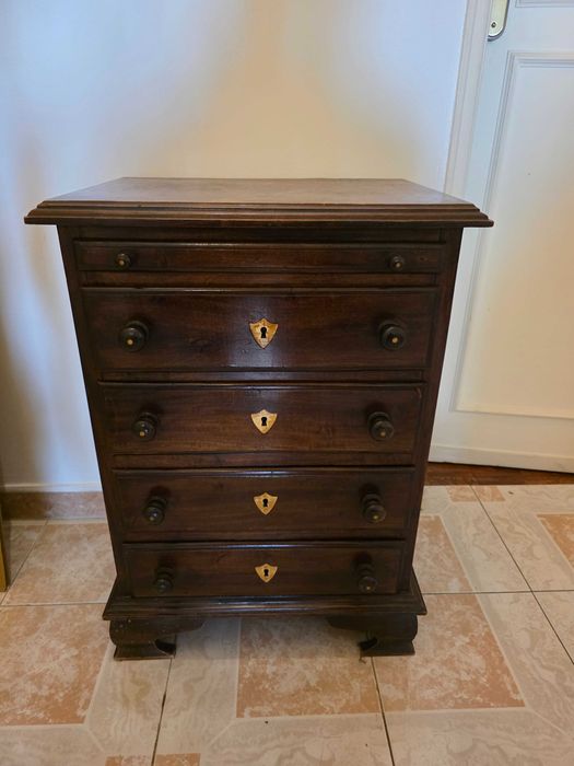 Camiseiro em mogno maciço antigo