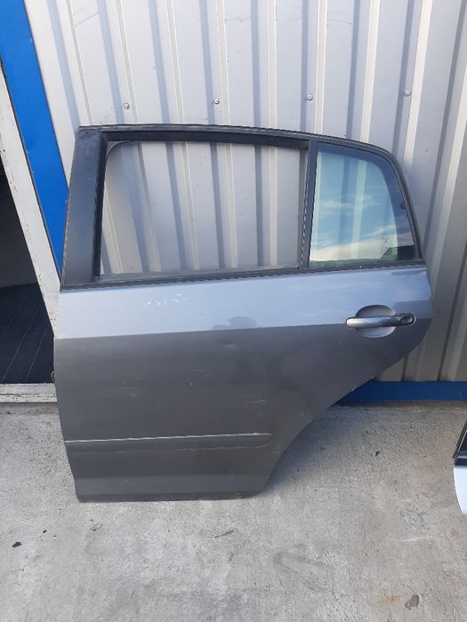Двері Задня ліва дверка VW golf 5+
