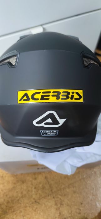 Capacete acerbis