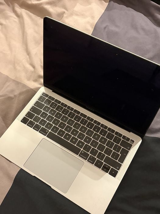 Mac Book Air 2018