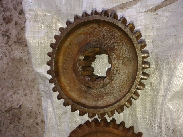 шестерни КПП ЮМЗ, МТЗ. (СССР)