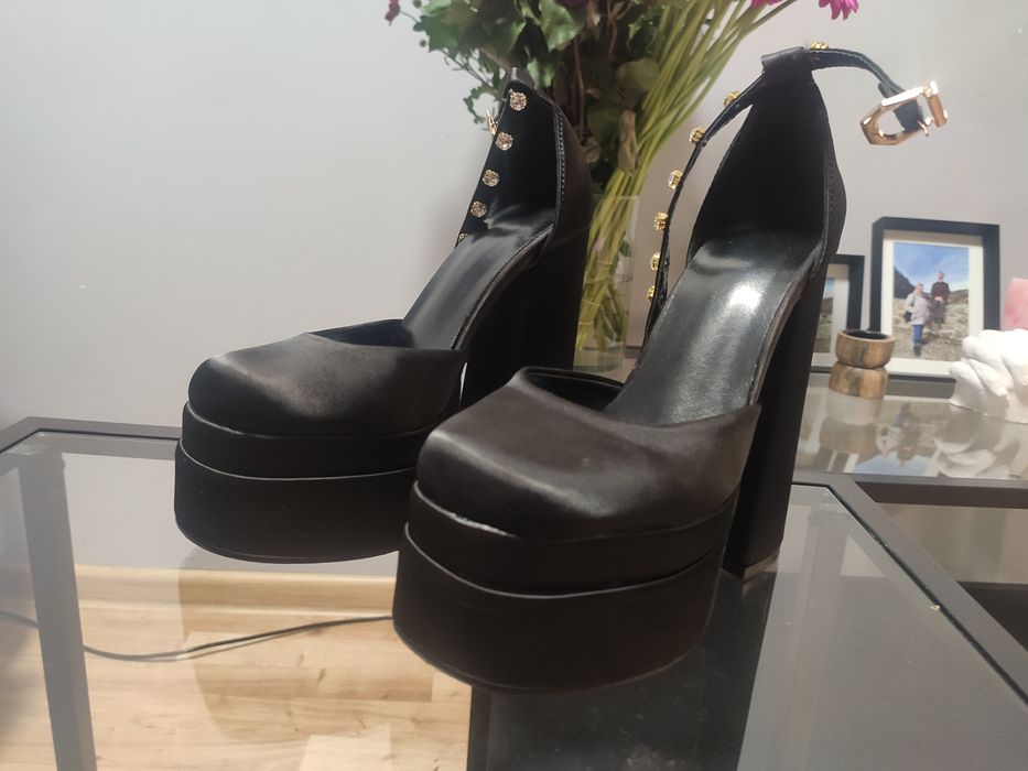 Buty damskie w dobrym stanie