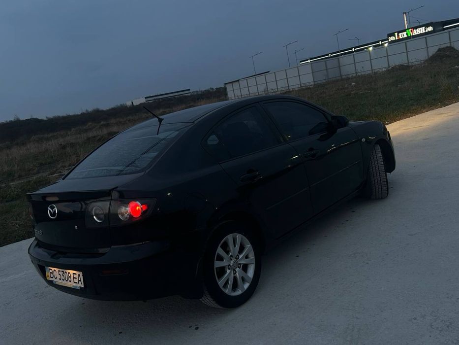 Mazda 3 2007рік 1.6 бензин