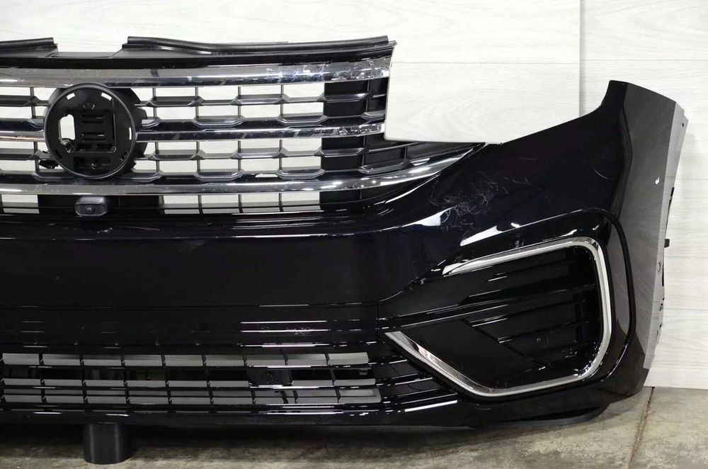 2020-2023 VW Atlas R-Line бампер в сборі комплектний 3CN807221