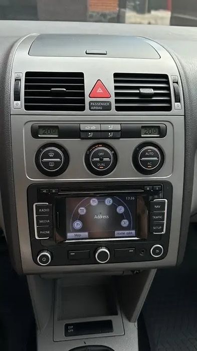 Volkswagen Touran 2009