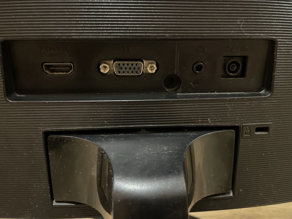 монитор Samsung C24F390FH