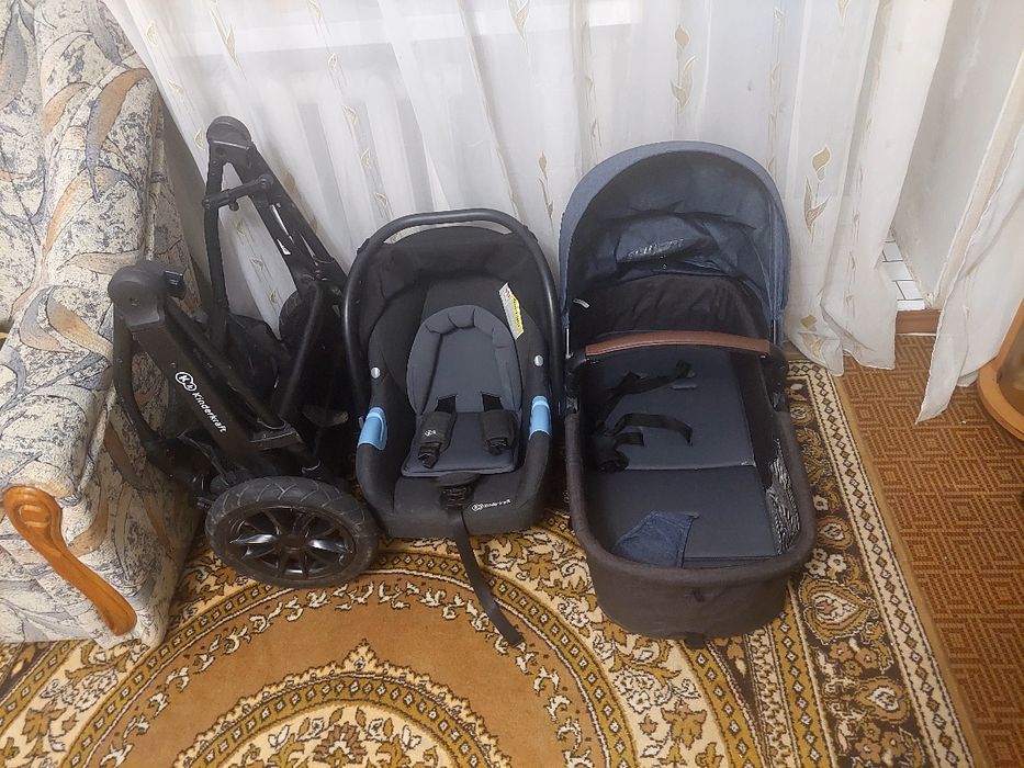 Коляска 3в1:люлька, прогулянкова, автокрісло