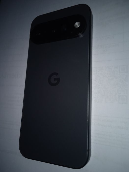 Google Pixel 10 USZKODZONY