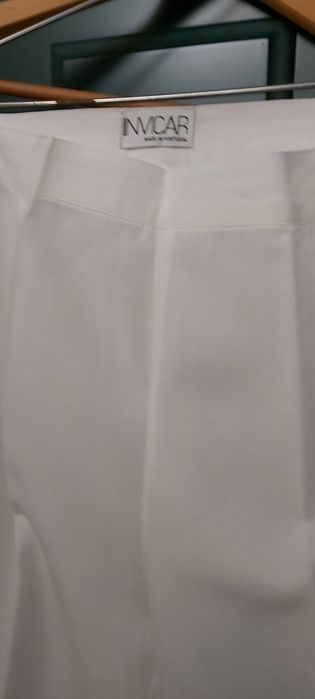 Calça de senhora em linho branco muito bonitas