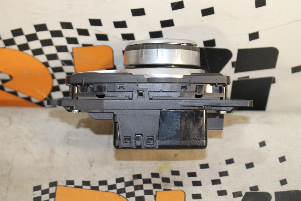 Comando / botão / interruptor multifunções BMW 3 (F30, F80)434975188997918721