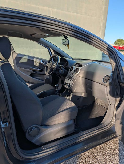 Opel Corsa D 1.3 CDTI (2009)