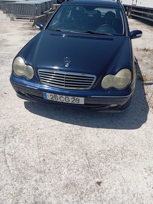 Mercedes-Benz 270 — fotografia 4