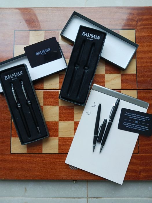 4 Canetas Balmain Paris (2 caixas com 2 canetas cada)
