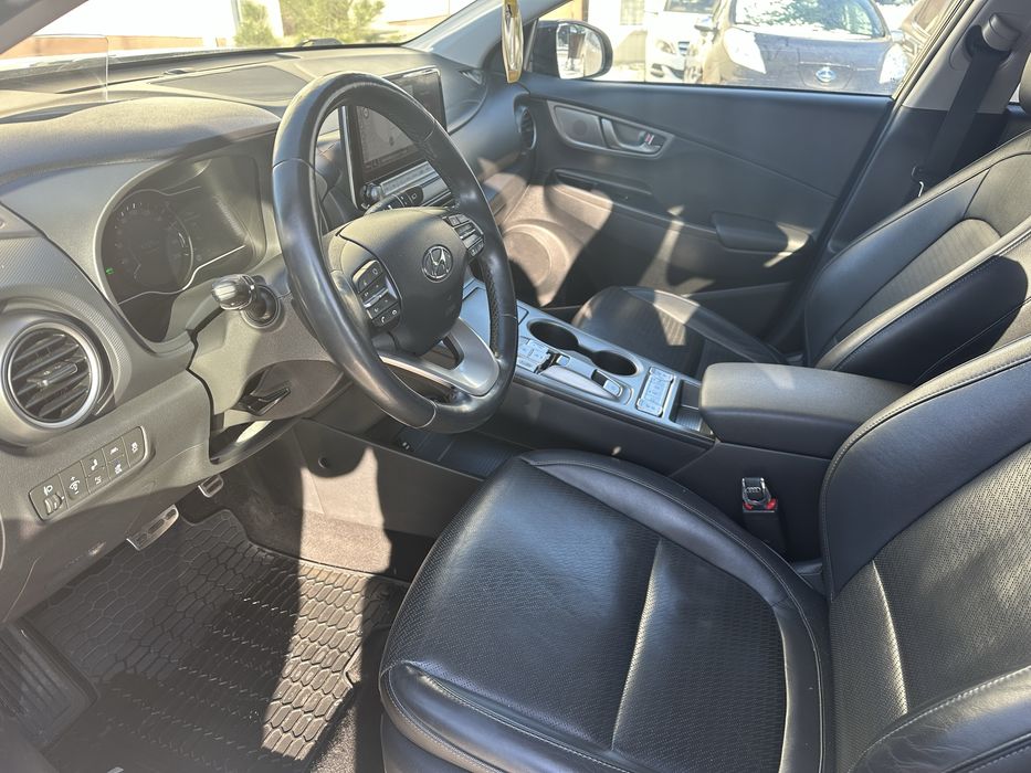 Продам Hyundai Kona Electric