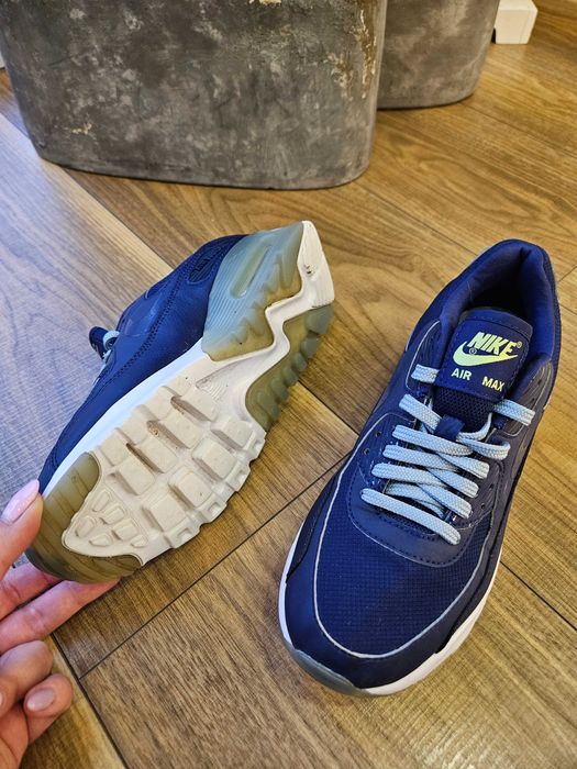 Nike Air Max 36 granat