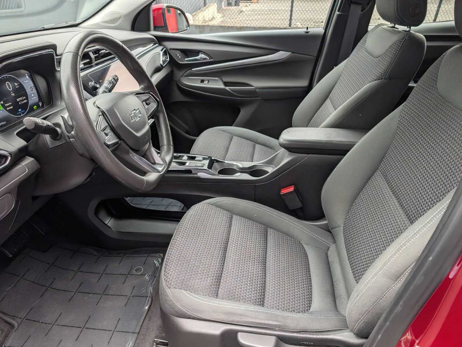 Chevrolet Bolt EUV LT      2023
