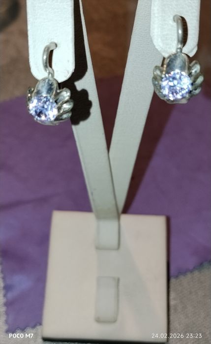 Старые антикварные серьги с именником