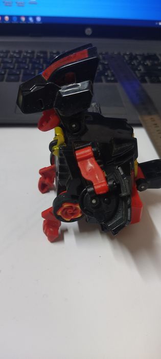 Іграшка трансформер