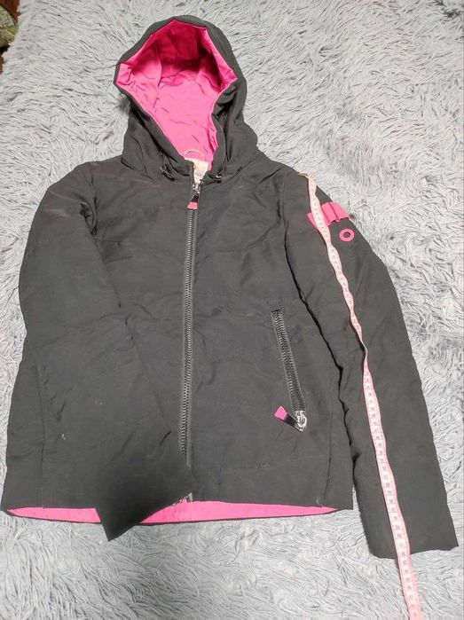 Жіноча коротка демісезонна  куртка, розмір S