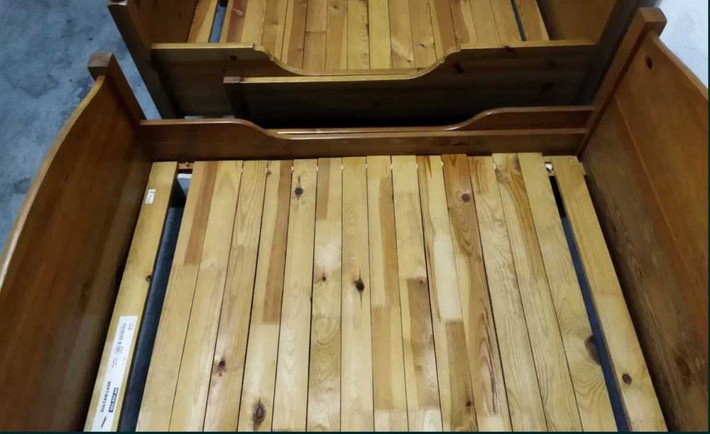 Cama Extensívei em Pinho com Estrado De Madeira e Colchão Lusocolchão