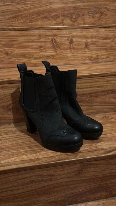 Botki na słupku 39 firmy G star