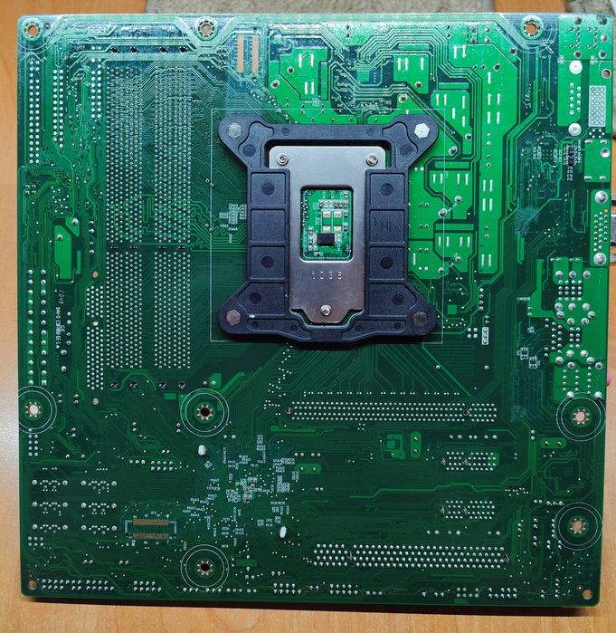 Материнская плата ACER H57H-AM2 S 1156 DDR3 + Intel i3-550 3.2 GHZ