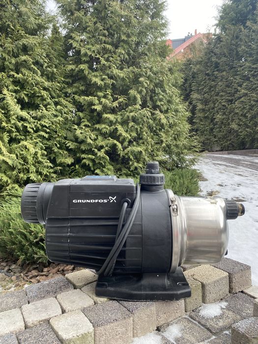 Насосна станція Grundfos MQ3 - 35B