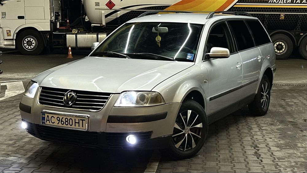 Продам авто, технічно справний , по кузову є декілька нюансів , переоформлення без проблем , 2 власника , гарна комплектація , на зимній гумі , титани .