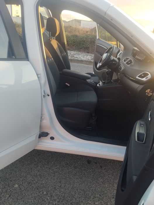 Renault grand scenic 3 — photo 4