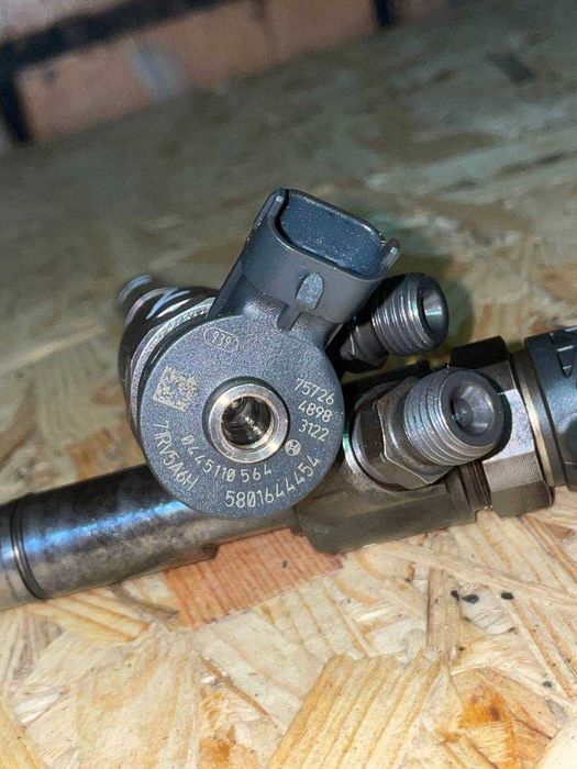 Форсунка Iveco Daily 3.0 HPI Bosch