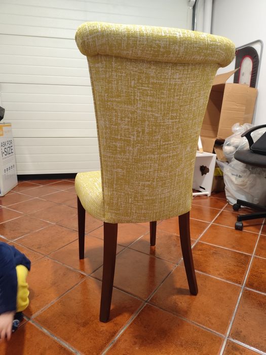 2 cadeirões mesa jantar