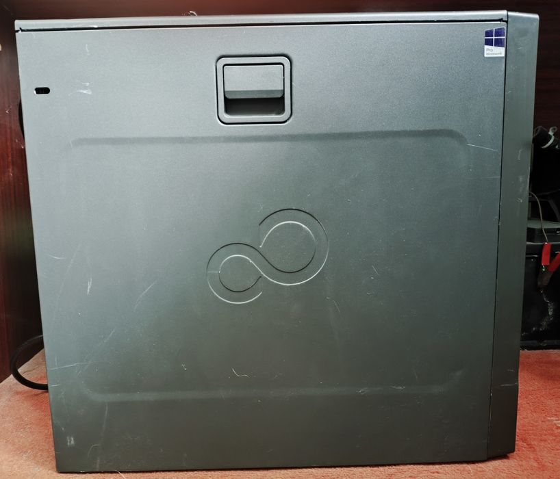 Продам комп'ютер (системний блок) Fujitsu Esprimo P710