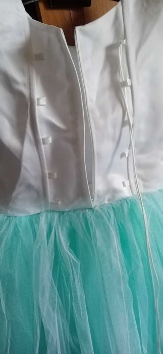 Святкова сукня, випускна