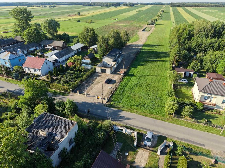 Działka budowlana z budynkami Krzyżanowice koło Iłży