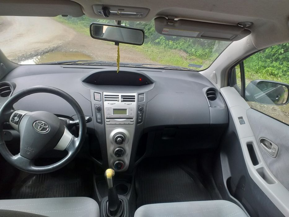 Toyota yaris 1.3