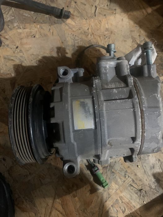 Компресор кондиціонера А8 D2