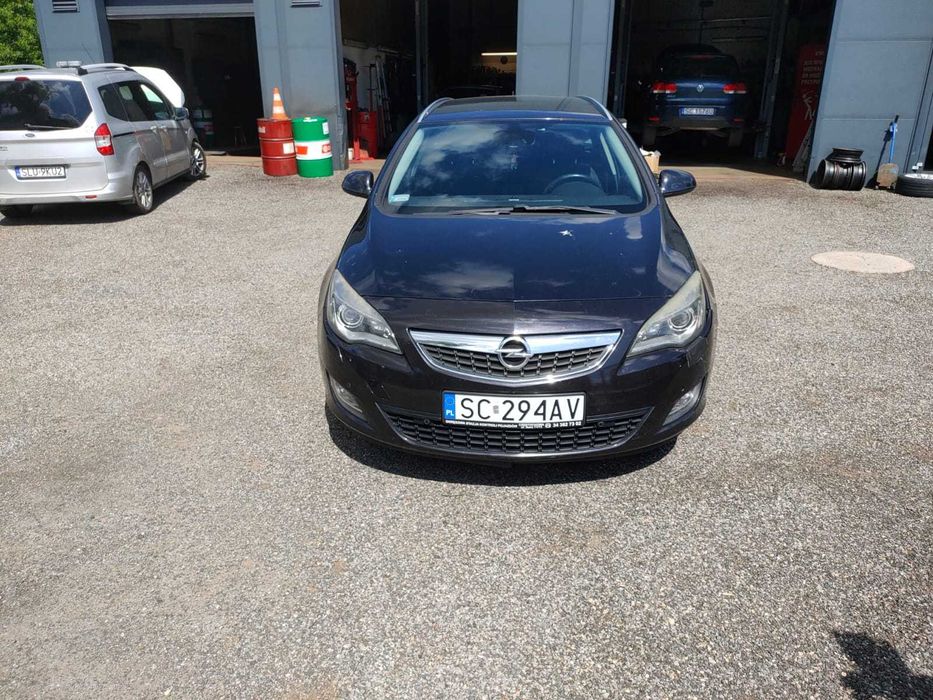 OPEL ASTRA J (uszkodzona dwu masa)