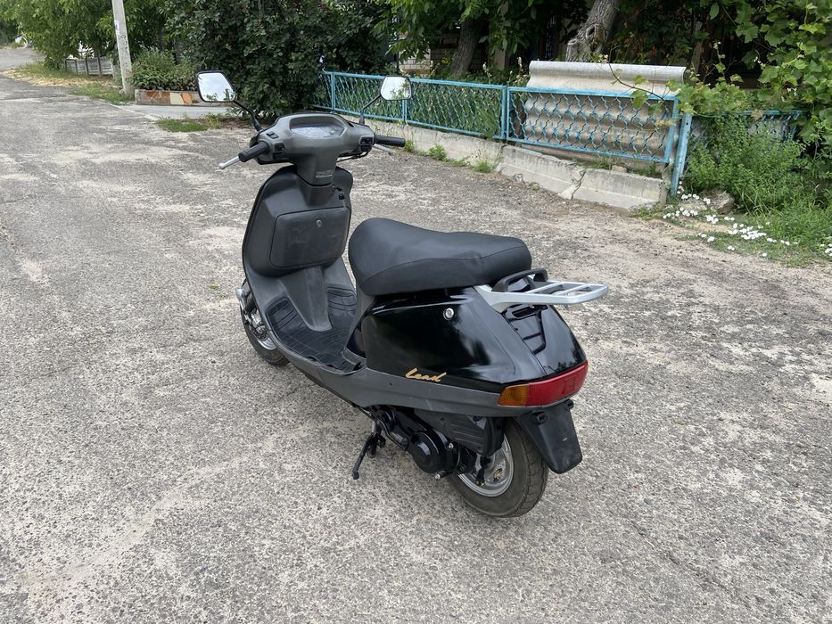 Мопед Honda Lead 50