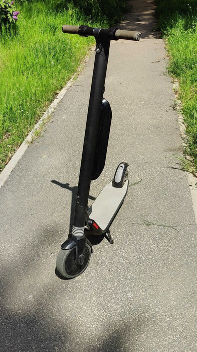 Електросамокат ninebot es2  segway найбот