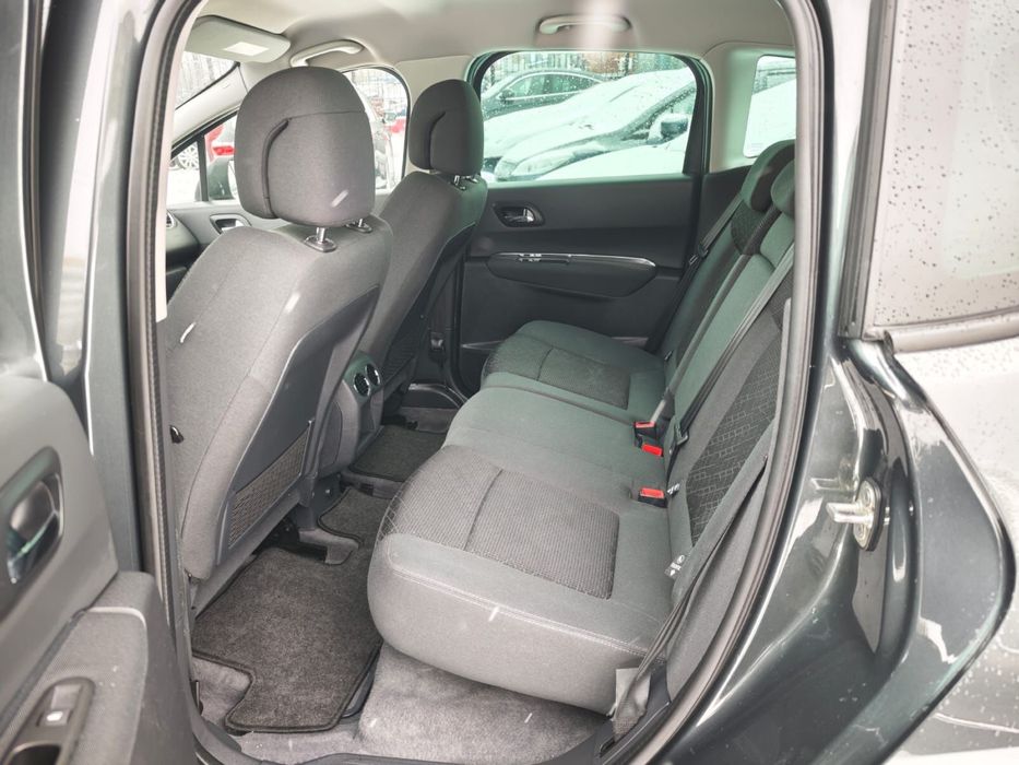 Peugeot 3008 (facelift) 2015 р. 1,6 HDi дизель, автомат