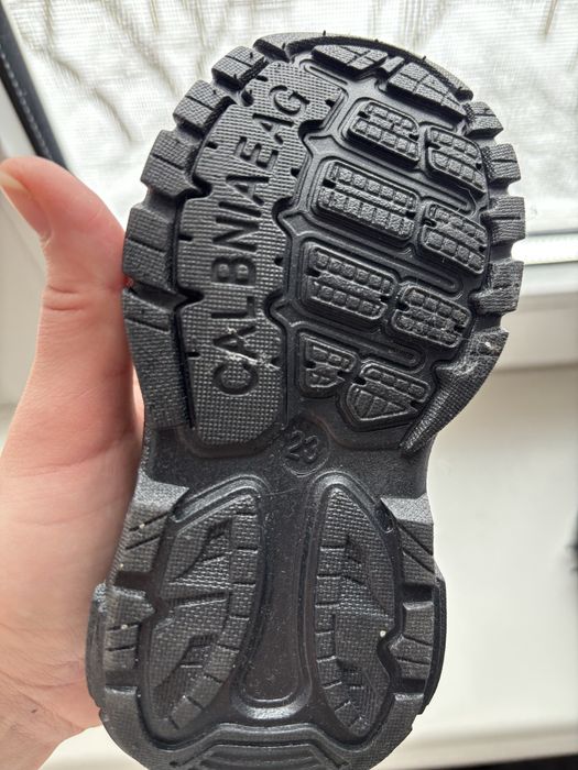 Дитячі кросівки 23 розміру