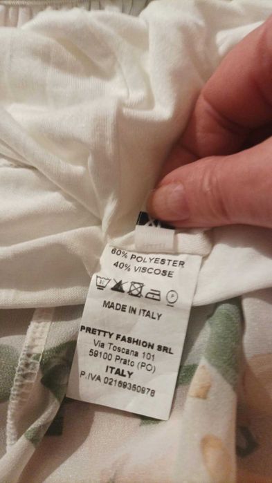 Sukienka damska tiulowa , maxi w kolorowe kwiaty.