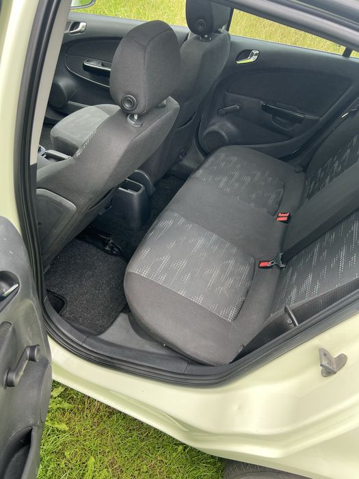 Opel Corsa D 1.3 Diesel 75KM