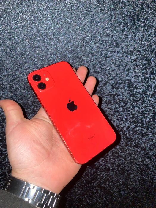 Продам айфон 12 128гб red