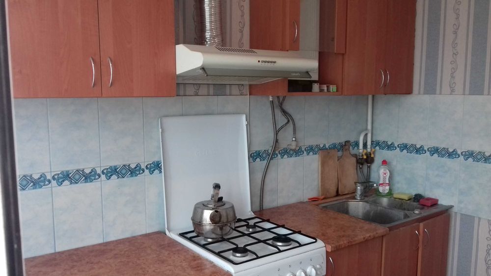 продам 1-кімнатну велику квартиру в Миргороді